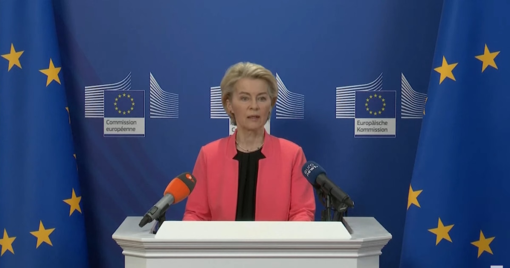 UE a spus că nu va fi intimidată în fața atacurilor rusești din apropierea delegației sale din Kiev și a anunțat noi sancțiuni, președintele Comisiei Europene, Ursula von der Leyen, a subliniat seriozitatea evenimentului și a anunțat un răspuns imediat la bombardarea orchestrată de trupele Vladimir Putin Putin trupe Putin trupe put